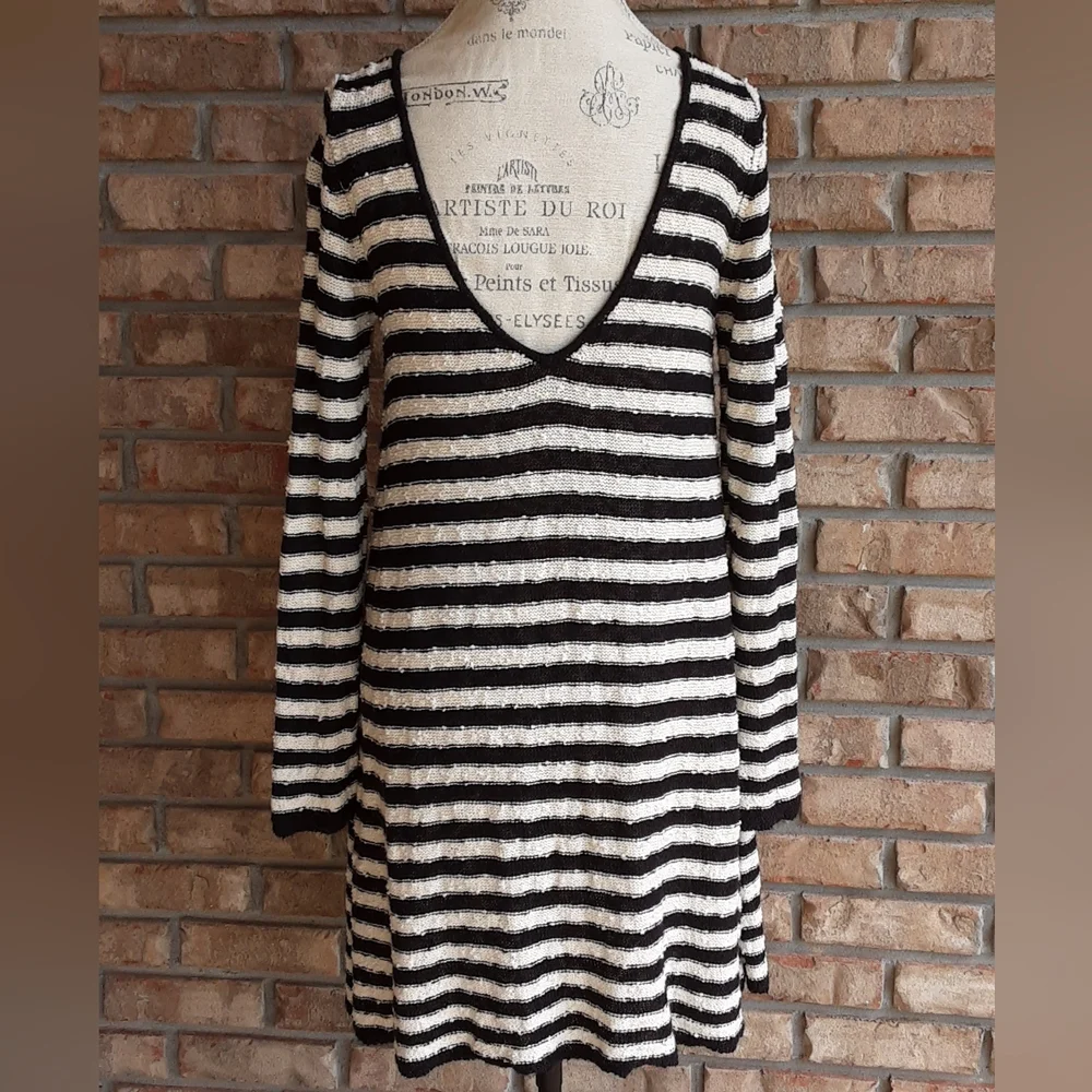 Free People Counting Stripes Black/White Nubby Swing Tunic Sweater Dress.